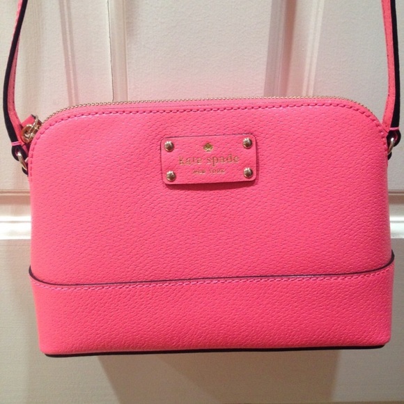 kate spade Handbags - NWOT Kate Spade Bright Pink Crossbody Purse Bag